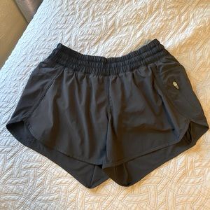 Lululemon Running Shorts - Size 8 - Black